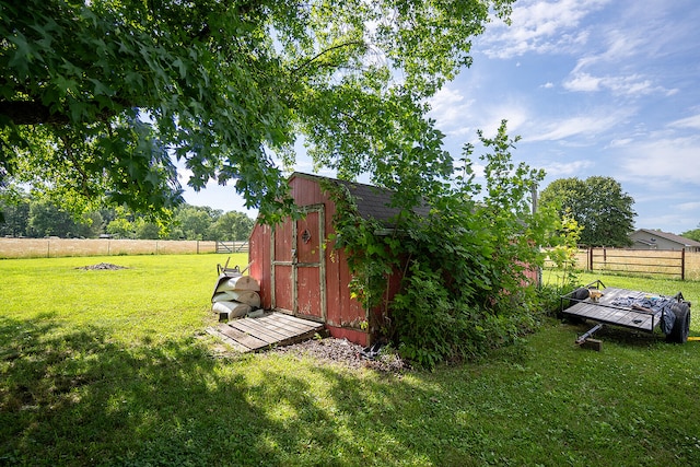 view of outdoor structure featuring a yard