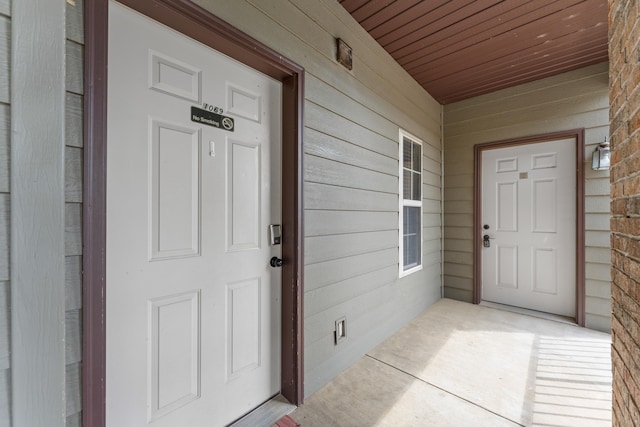 view of property entrance