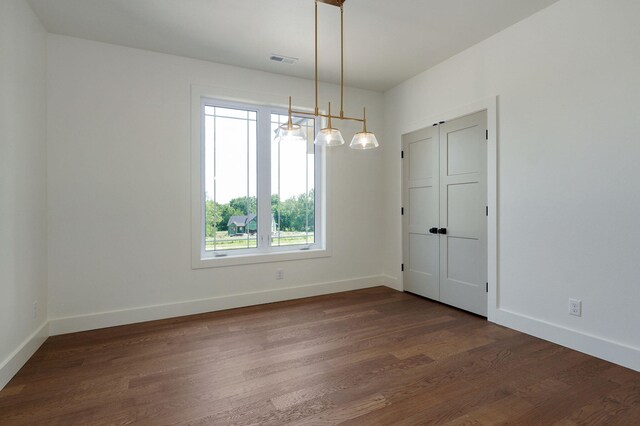 2153 E Will St, Republic, MO 65738 - interior space featuring dark wood finished floors, baseboards, and visible vents