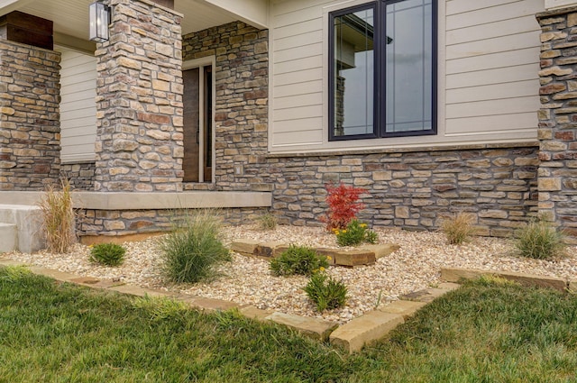 2153 E Will St, Republic, MO 65738 - view of home's exterior with stone siding