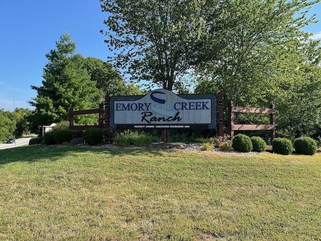 2141 Emory Creek Blvd, Branson, MO 65616