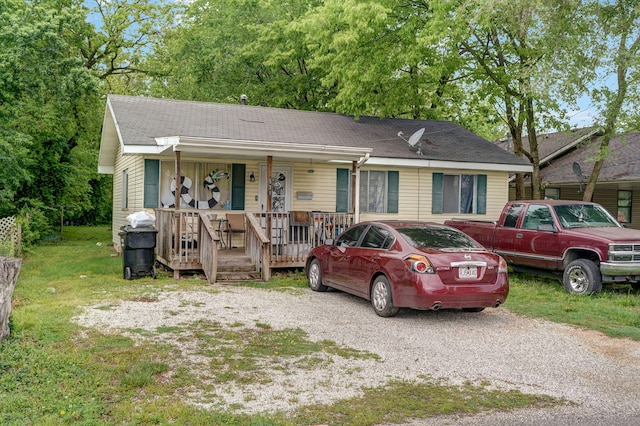 view of front facade featuring covered porch