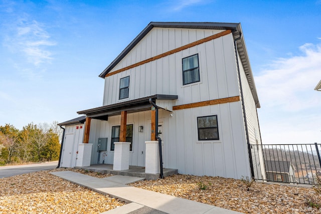 view of front of house with a porch