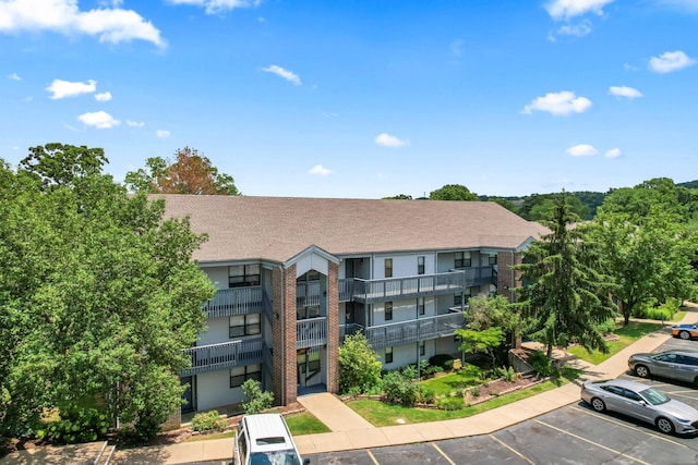 170 Bunker Ridge Dr Unit 6, Branson, MO 65616 - view of property with uncovered parking