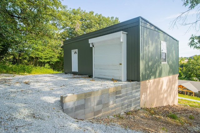 view of outbuilding