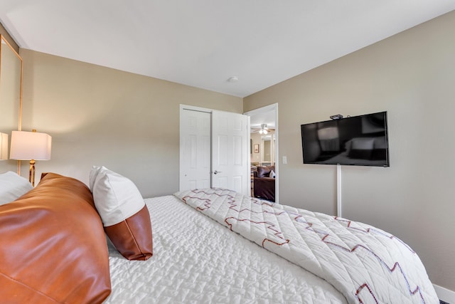 bedroom featuring a closet