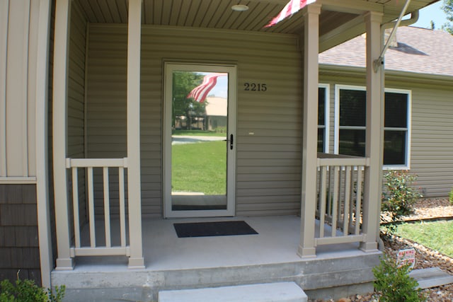 property entrance with a porch