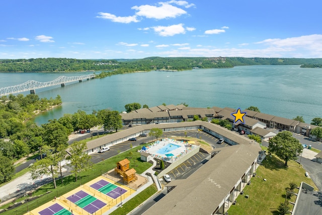 bird's eye view with a water view