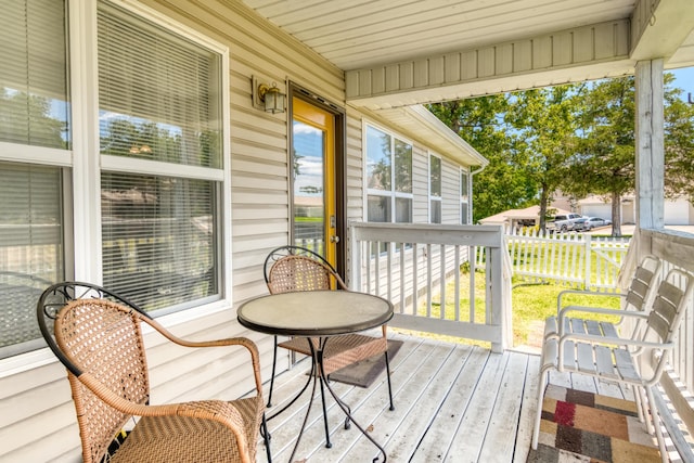 deck featuring fence