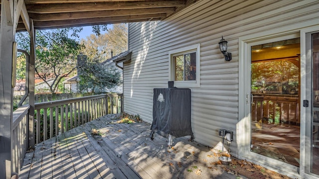 3166 W Seminole St, Springfield, MO 65807 - view of wooden deck