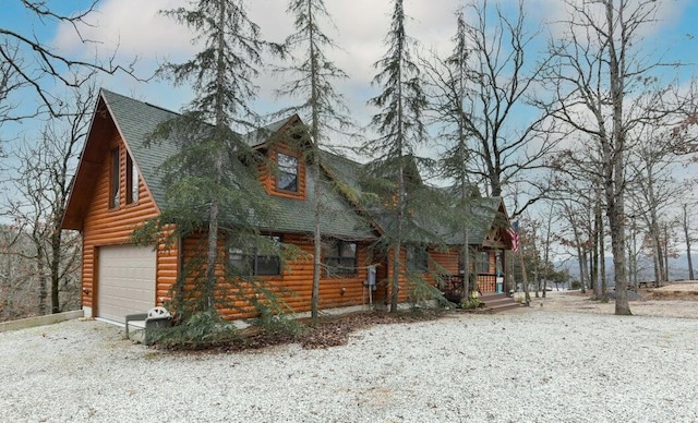 view of front of house with a garage