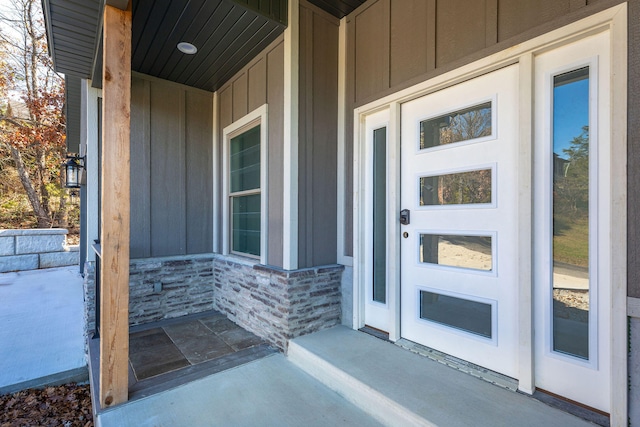 view of entrance to property