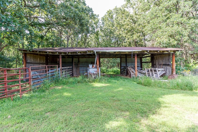 view of outbuilding