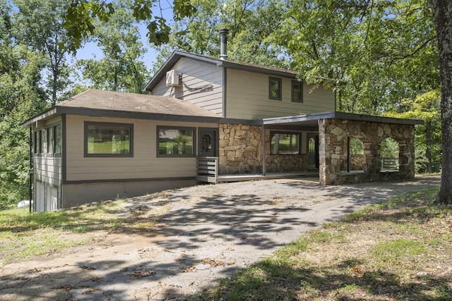 view of front of property