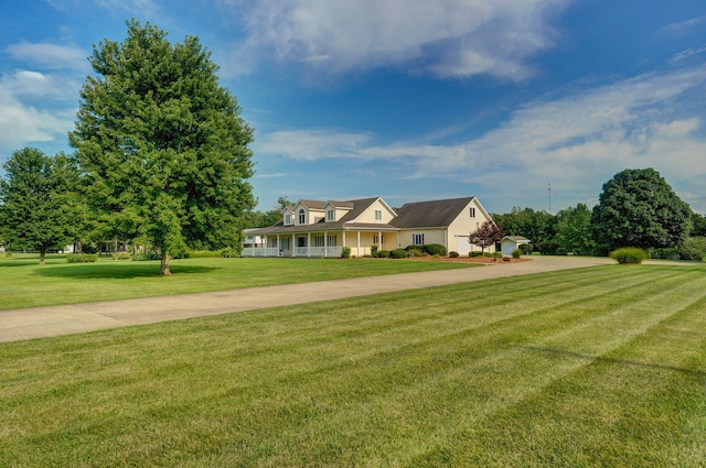 view of front of property with a front lawn