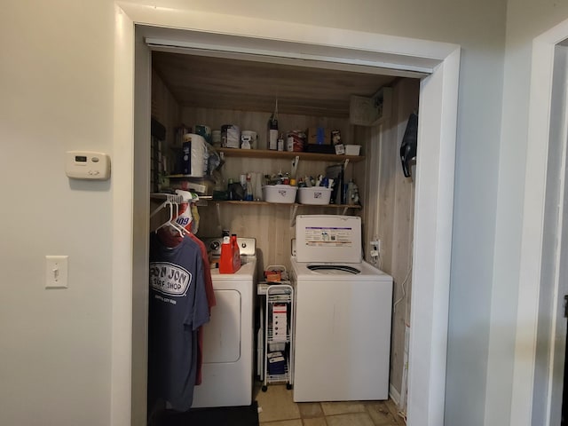 laundry room with washer and clothes dryer