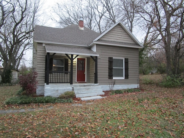 bungalow featuring a porch