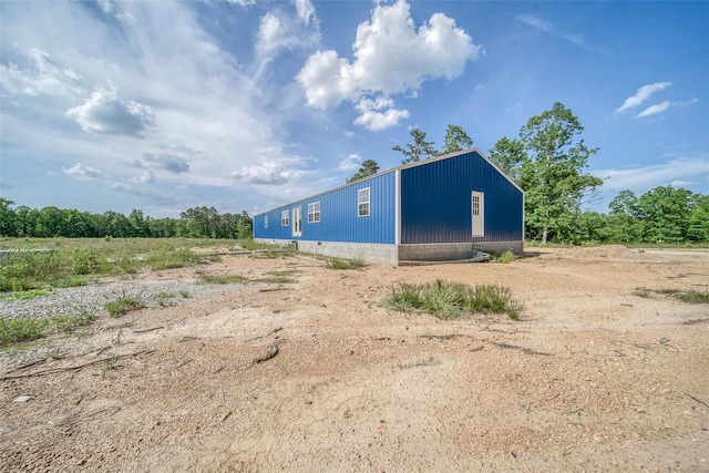 view of outdoor structure