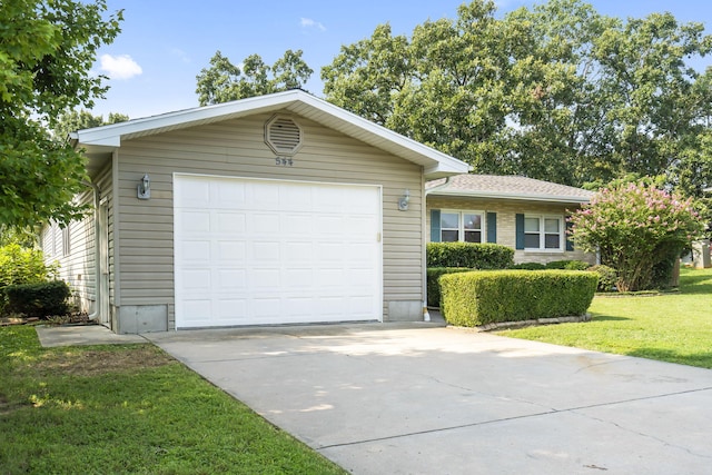 ranch-style house with a front yard