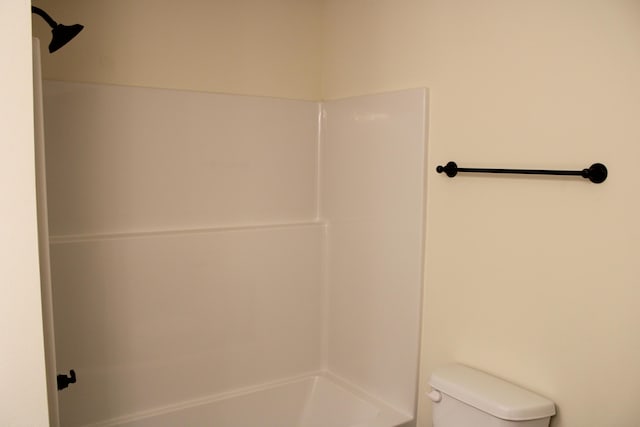 410 Park St, Taneyville, MO 65759 - bathroom featuring toilet and a shower