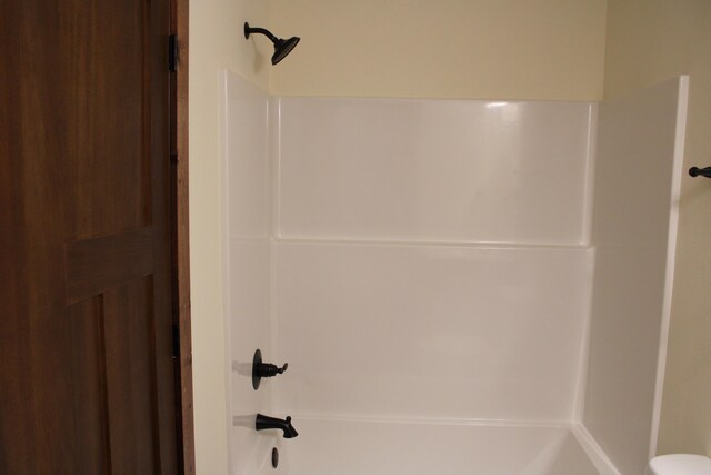 430 Park St, Taneyville, MO 65759 - full bath featuring washtub / shower combination