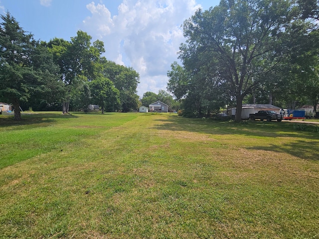 Listing photo 3 for 1228 N Ash St, Nevada MO 64772