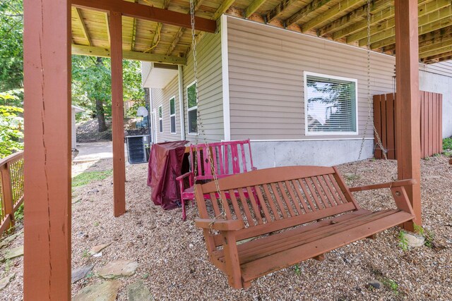 89 Turkey Trl, Blue Eye, MO 65611 - view of deck