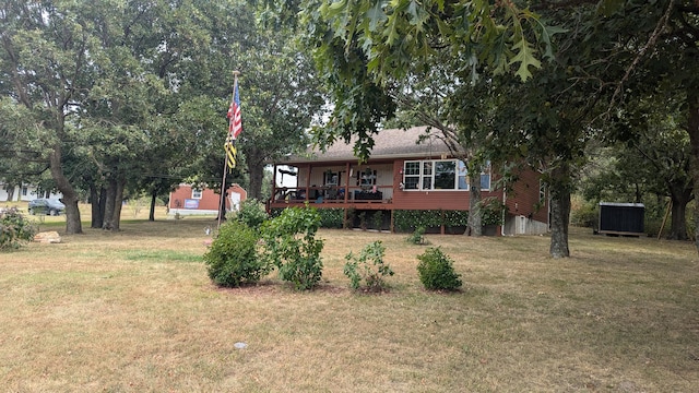 view of yard with a porch