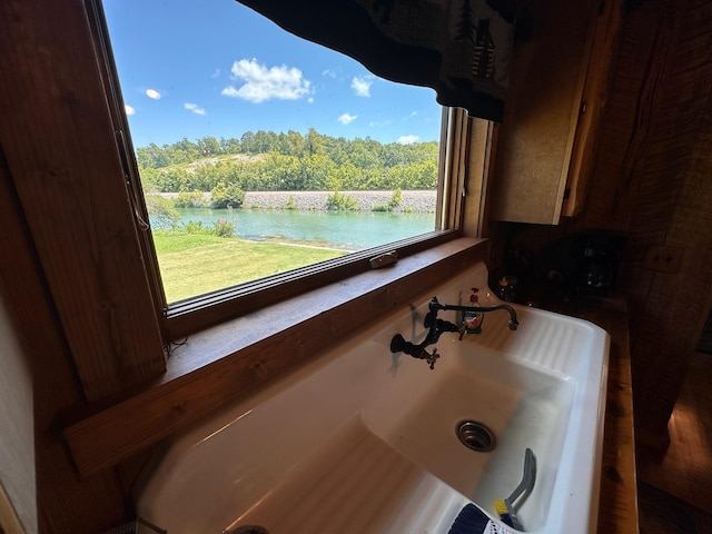 room details featuring a water view