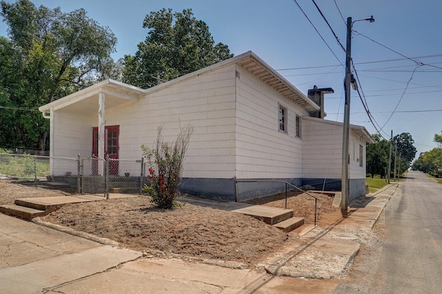 view of home's exterior