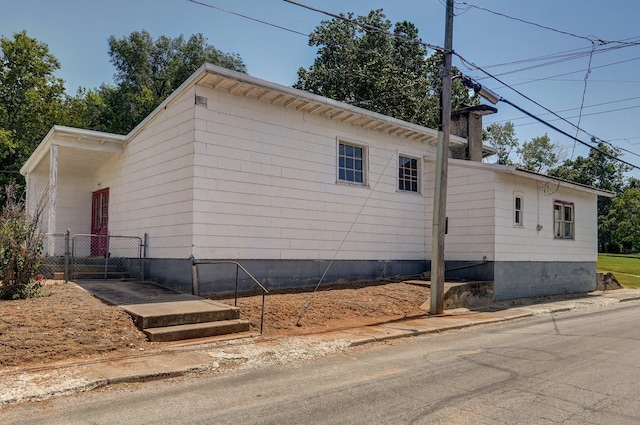 view of home's exterior