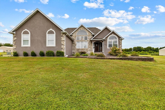 view of front of house with a front yard