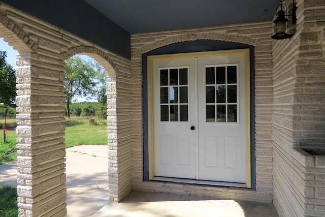 view of property entrance