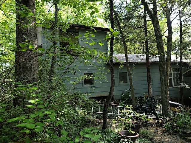 view of home's exterior