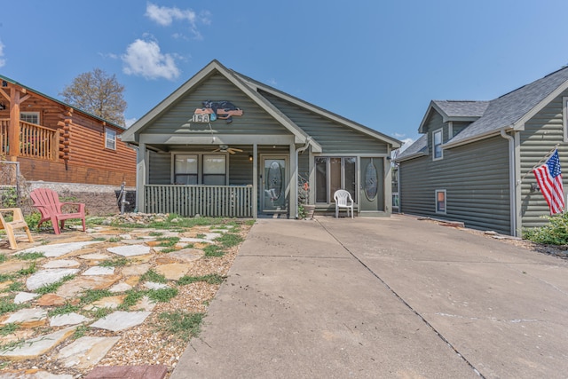 view of front of house featuring a porch