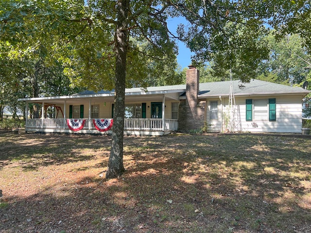 view of front of home with a porch