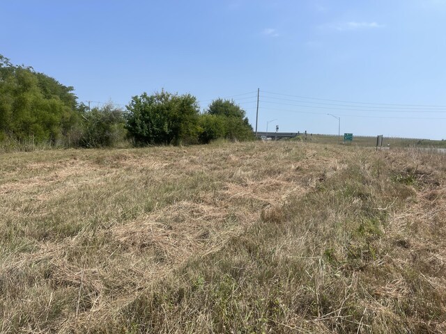 000 S Wommack Ave, Bolivar, MO 65613 - photo 4