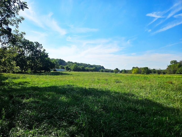 000 Whispering Meadows Ln, Marshfield, MO 65706
