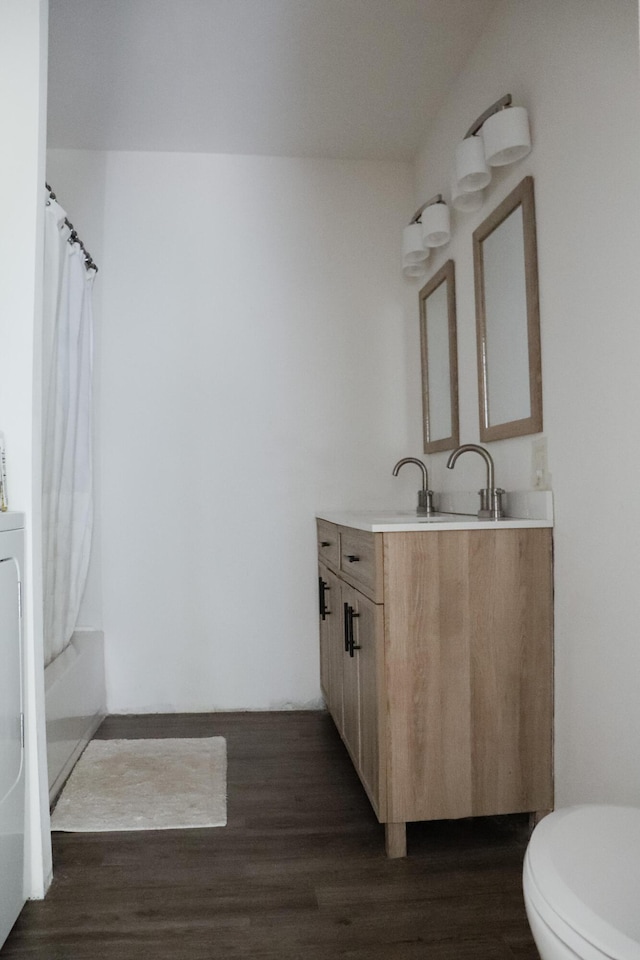 280 Forest View Dr, Seymour, MO 65746 - full bathroom with curtained shower, wood finished floors, toilet, vanity, and a bath