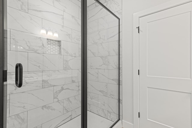 full bathroom featuring a stall shower