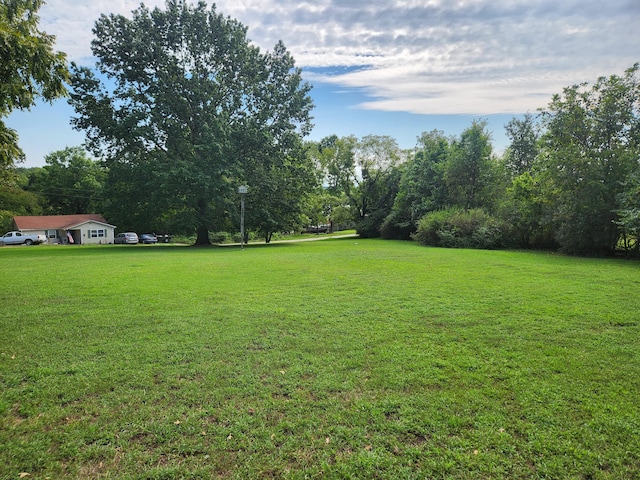 28409 Bali Rd, Warsaw, MO 65355 - view of yard