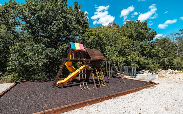 1326 Bald Eagle Dr, Galena, MO 65656 - view of playground