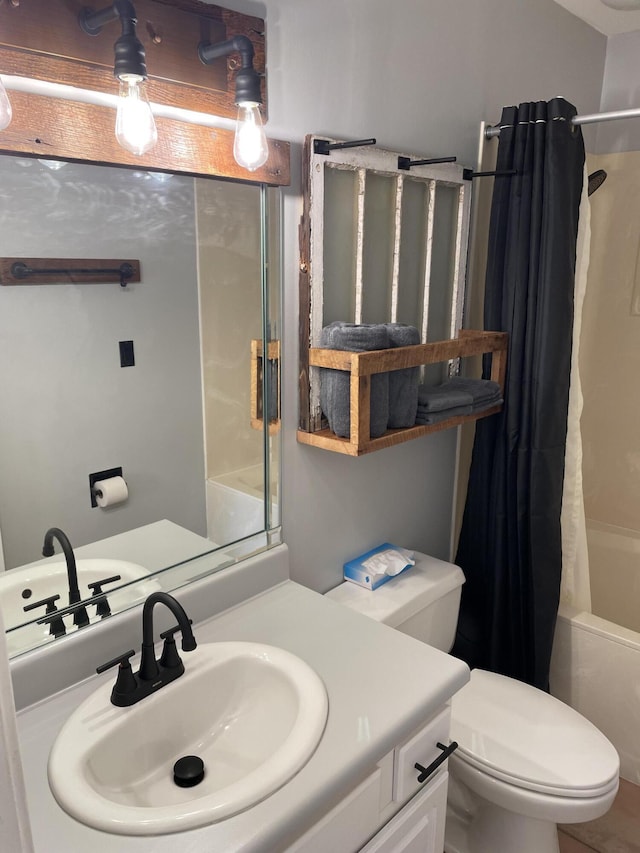 11863 State Highway 13 Unit 160, Kimberling City, MO 65686 - full bathroom featuring shower / tub combo with curtain, vanity, and toilet