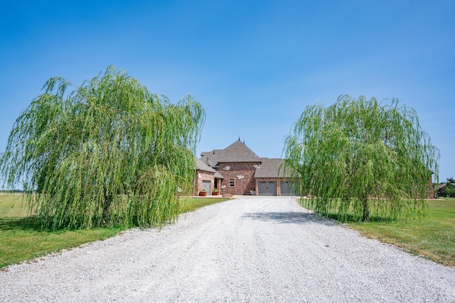 view of front of home featuring a garage