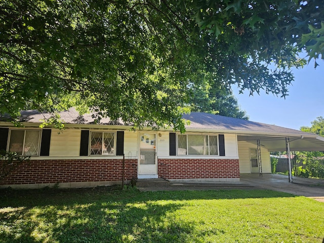 305 Maplewood Ct, Mountain View, MO 65548 - photo 1