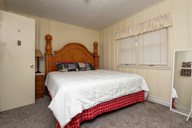 bedroom featuring carpet flooring