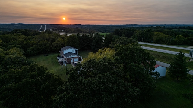 view of aerial view at dusk