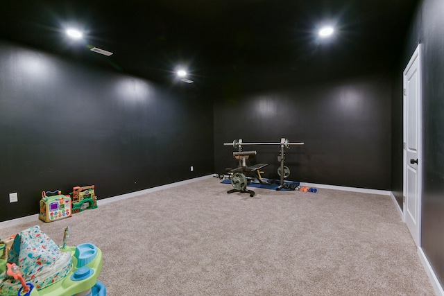 game room featuring carpet