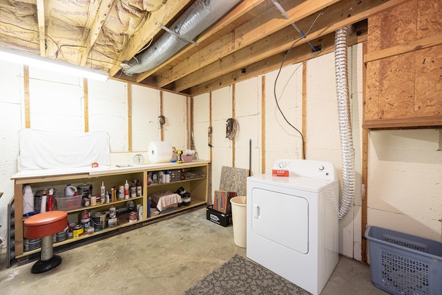 basement with washer / clothes dryer