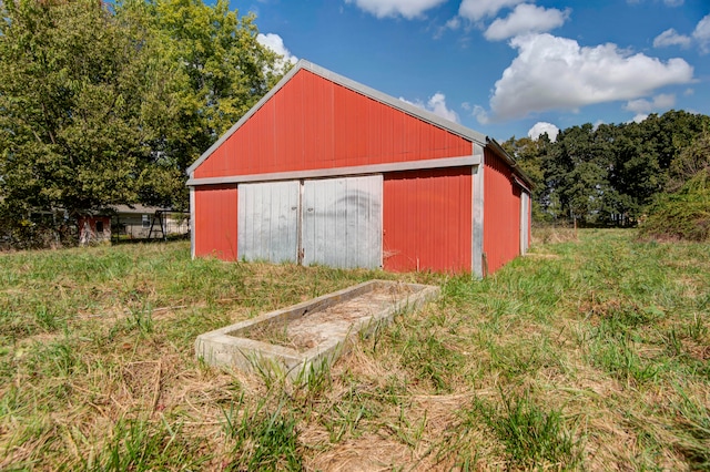 view of outdoor structure